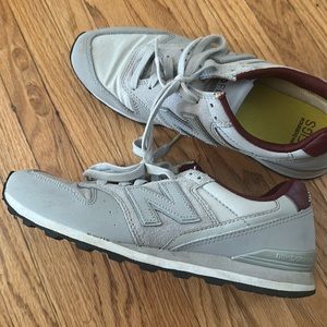 Used good condition figs  new balance tennis shoes 8.5